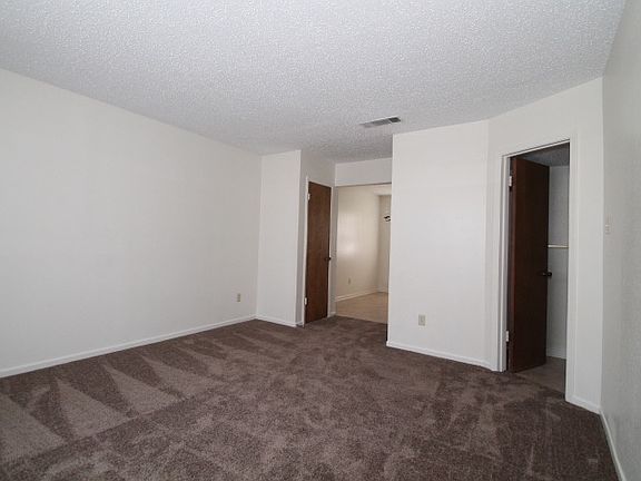 3rd image of 3710 Charolais Dr APT A