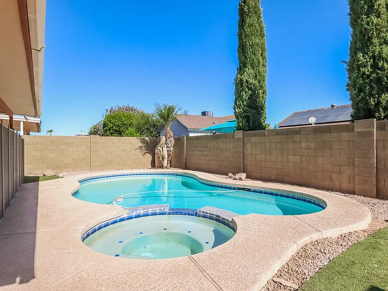 4514 E Scott Ave — Photo 16