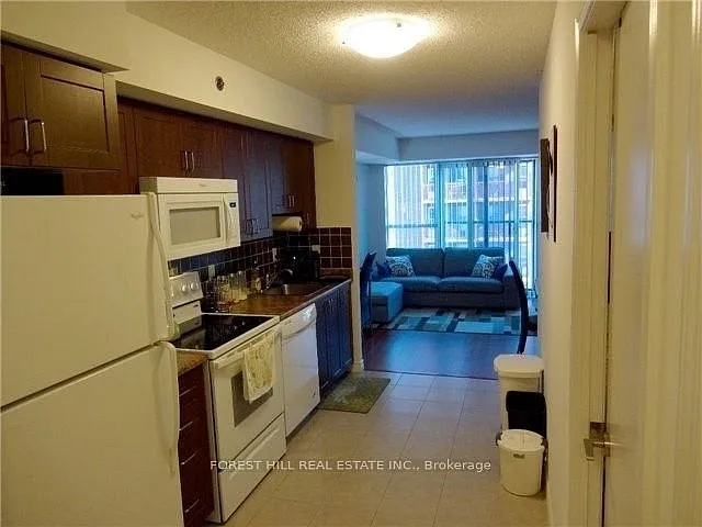 35 Saranac Blvd #720 — Photo 4