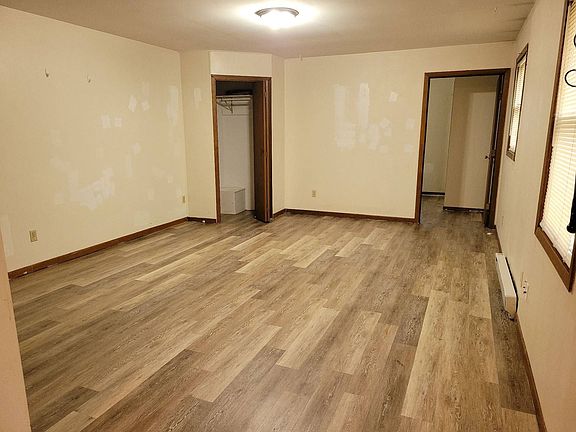 3rd image of 209 E Wood Ave APT 5
