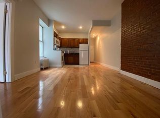 241 S 3rd St #18, Brooklyn, NY 11211
