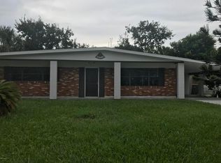 1111 Lakewood Park Dr, Daytona Beach, FL 32117