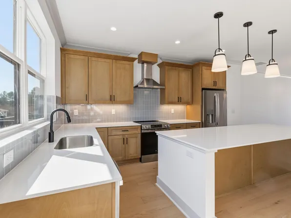 1135 Booth Park Blvd, Chapel Hill, NC 27514