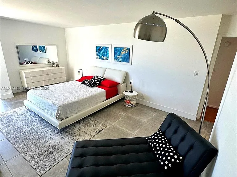 1370 S Ocean Blvd #902 — Photo 16