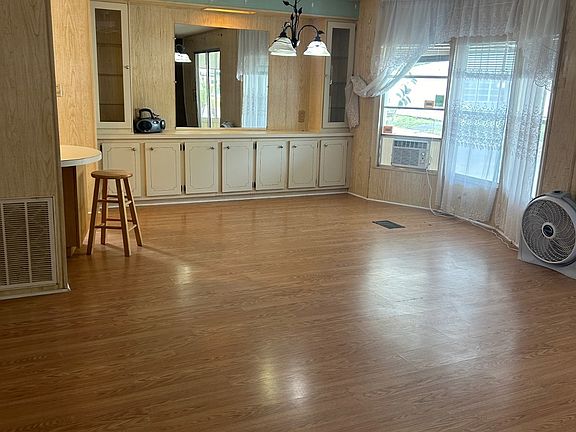 5th image of 7001 142nd Ave Lot 295