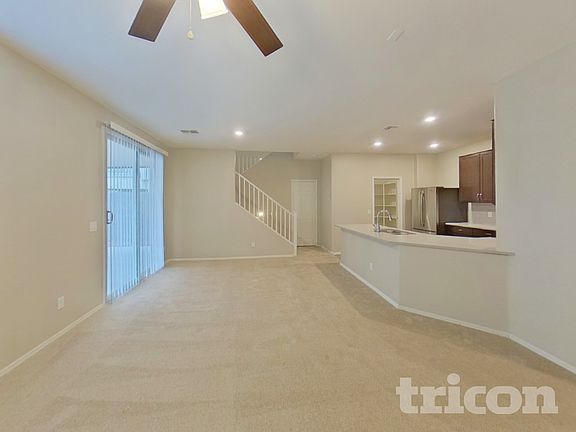 3rd image of 40605 W Nicole Ct