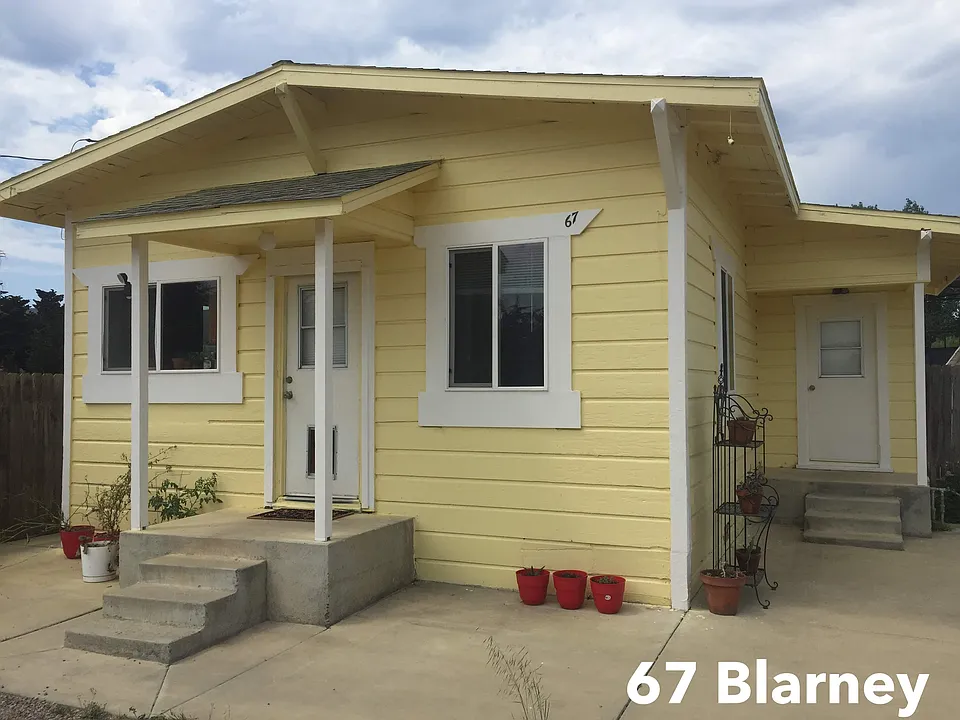 67 Blarney Ln