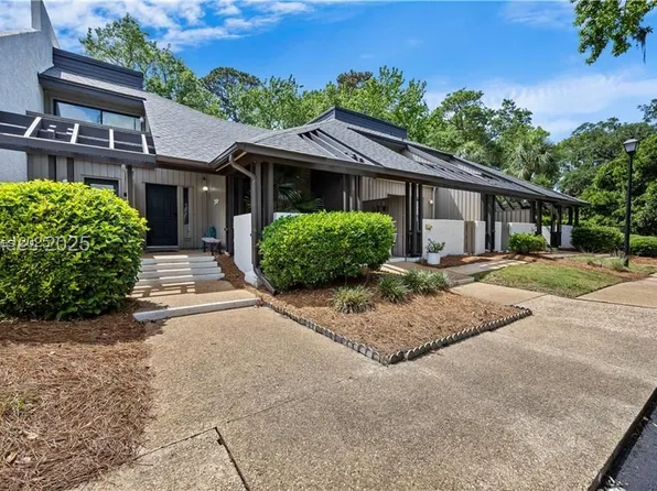 100 Shipyard Dr APT 203, Hilton Head, SC 29928