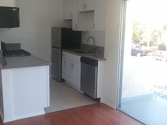 5th image of 3759 Bagley Ave APT 4