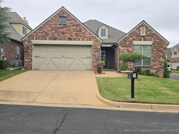 8417 E 99th Pl, Tulsa, OK 74133