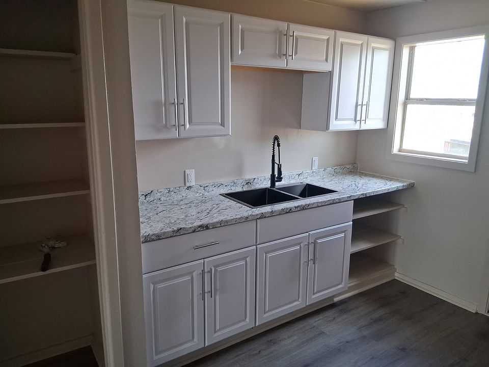 1st image of 1501 Lincoln Ave #A