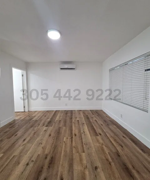 1650 SW 3rd St #3 — Photo 11