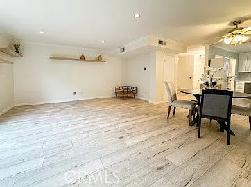707 E Tujunga Ave #B — Photo 9