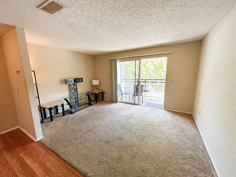3705 SW 27th St #1221 — Photo 5