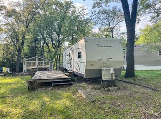 2/256 Woodhaven Dr E, Sublette, IL 61367
