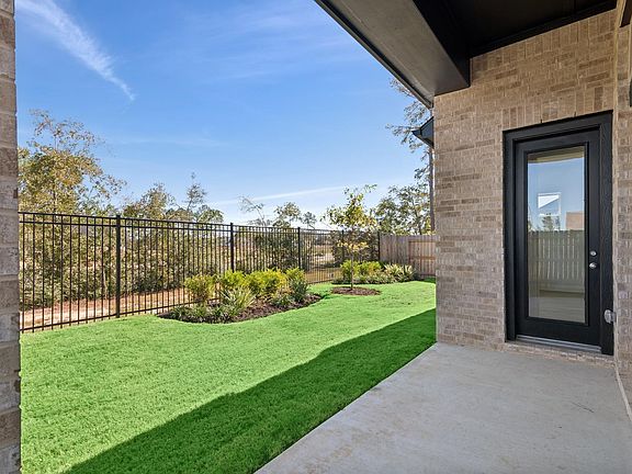 7th image of this home