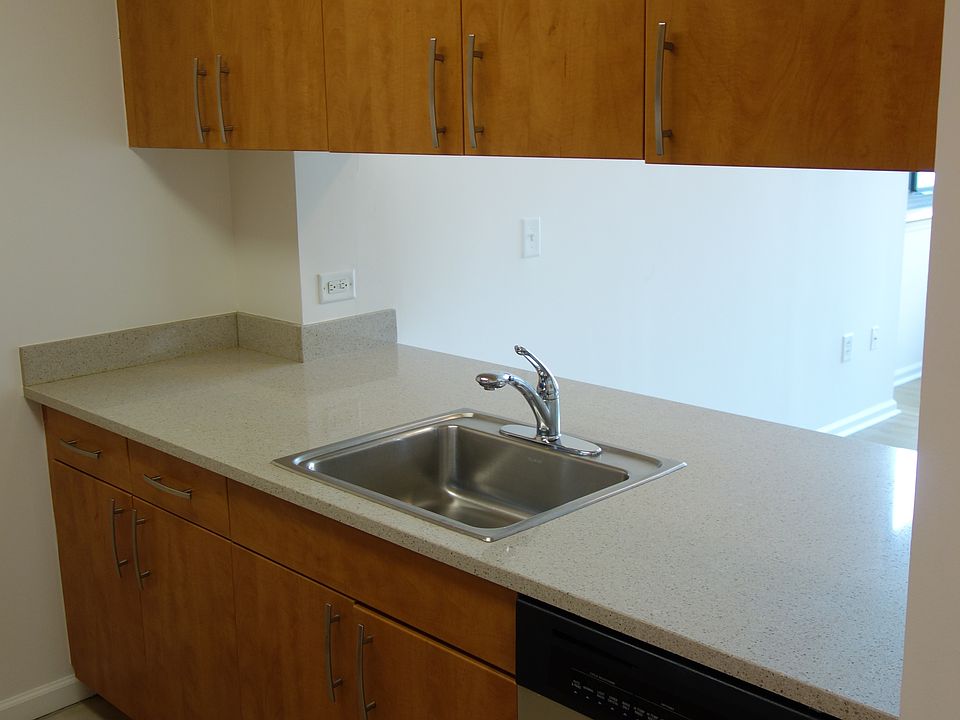 Kitchen to LivRm