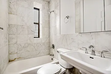 Rented by Akelius Real Estate Management