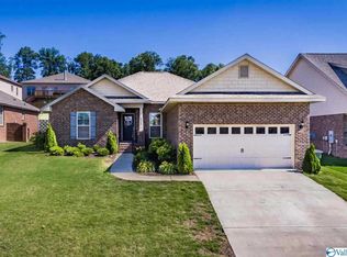 6809 Wintercrest Way SE, Owens Cross Roads, AL 35763