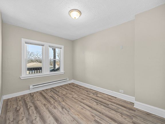 5th image of 1846 S 15th Ave APT 5