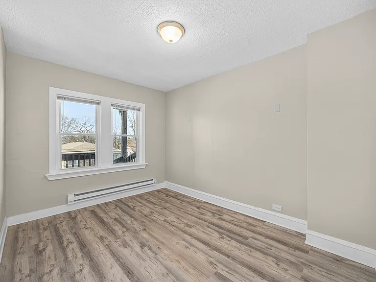 1846 S 15th Ave #5 — Photo 5