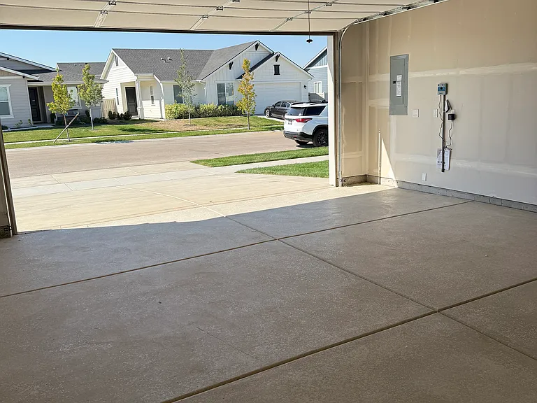 2106 N Branding Iron Ave — Photo 23