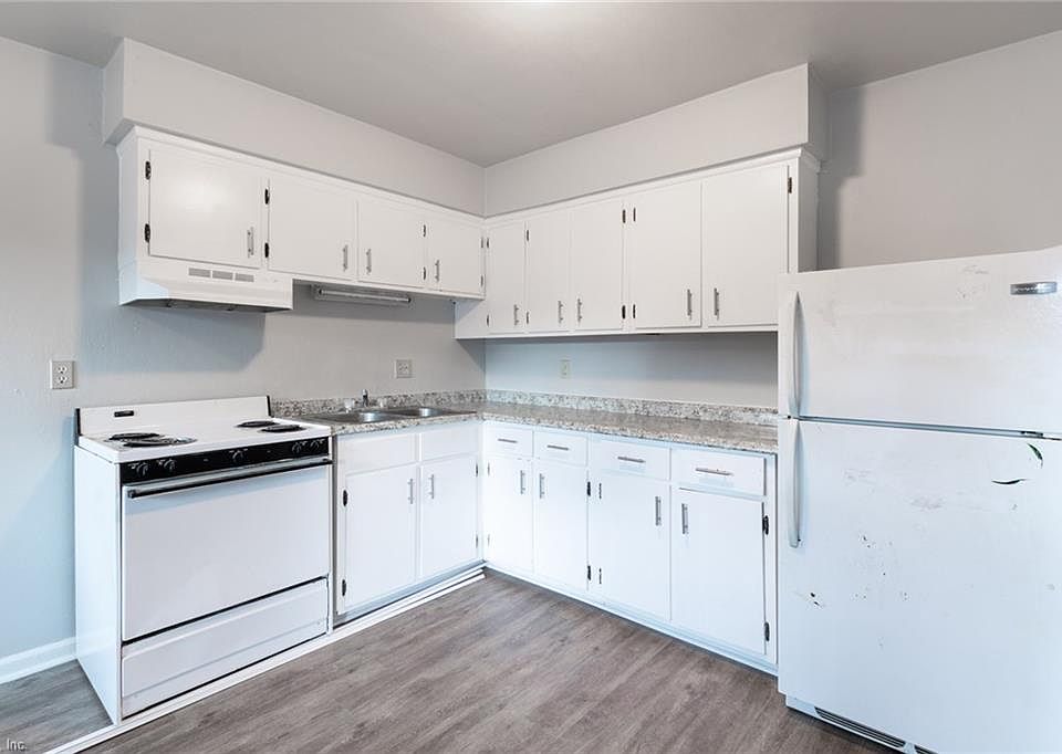 1st image of 1017 Hillside Ave #D3