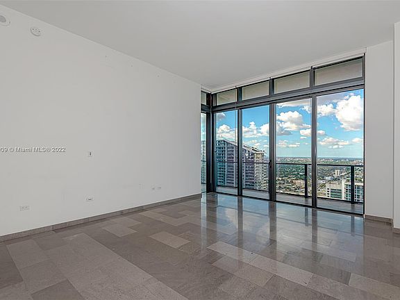 2nd image of 68 SE 6th St APT 4110