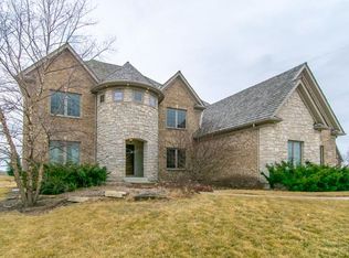 21436 Woodland Way, Shorewood, IL 60404