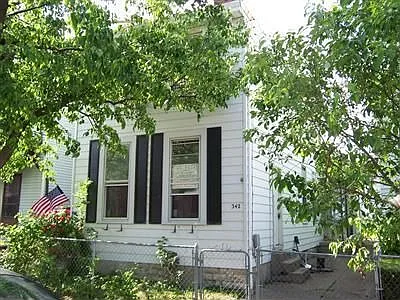 342 Byrd St photo 1