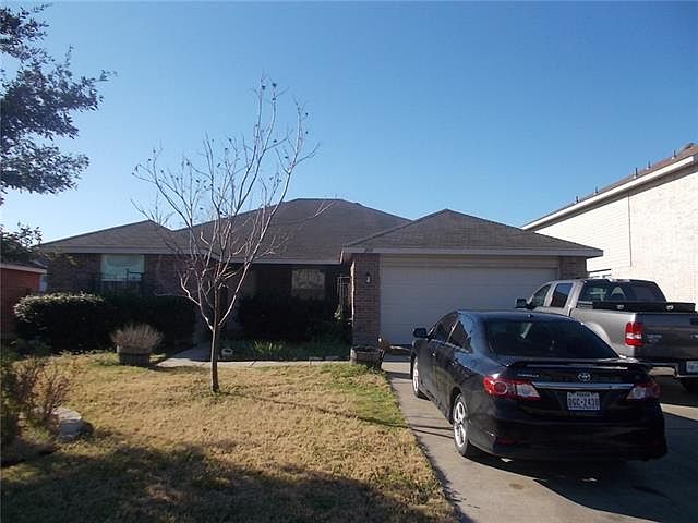 1st image of 2051 Crosbyton Ln