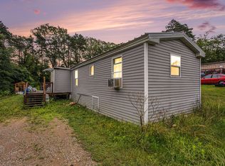 1586 Pinedale Dr, Hastings, MI 49058