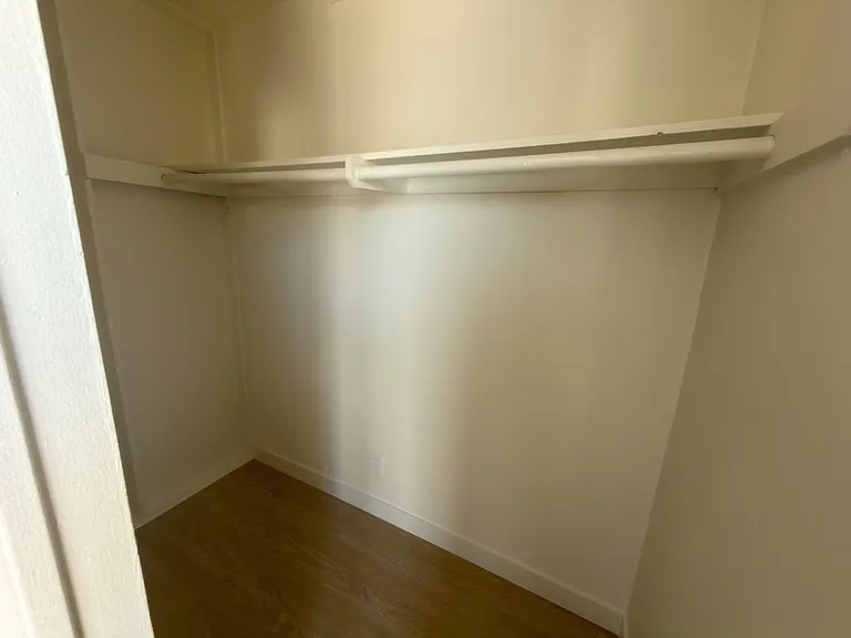 328 W Orangewood Ave #C — Photo 7