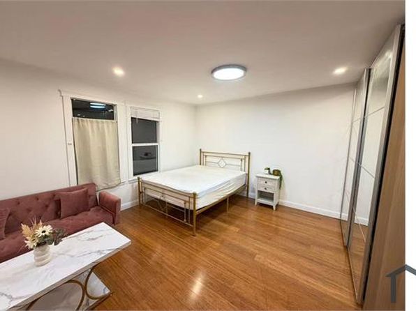 848 Girard St #3