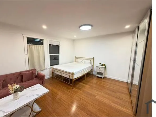 848 Girard St #3, San Francisco, CA 94134