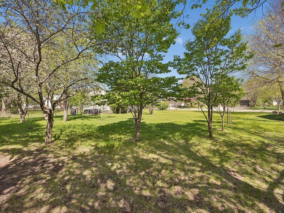 1st image of 1716 Southwood Trl