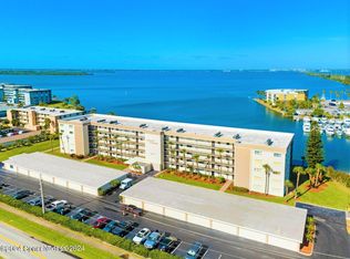 3873 S Banana River Blvd APT 303, Cocoa Beach, FL 32931