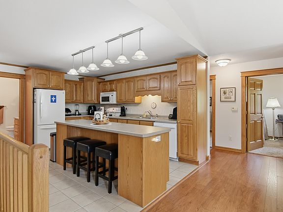 2nd image of 2538 Hils Ct #A