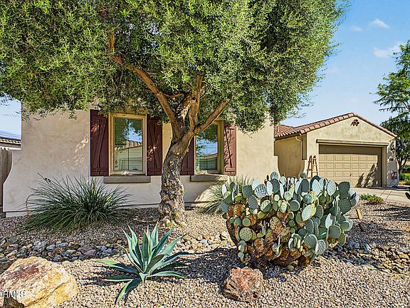 4th image of 4037 E CLUBVIEW Drive