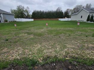 25233 W Town Center Cir, Channahon, IL 60410