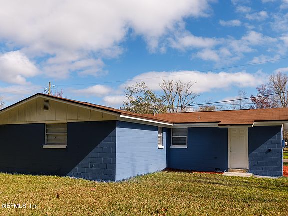 4th image of 7442 JOHN F KENNEDY Drive E