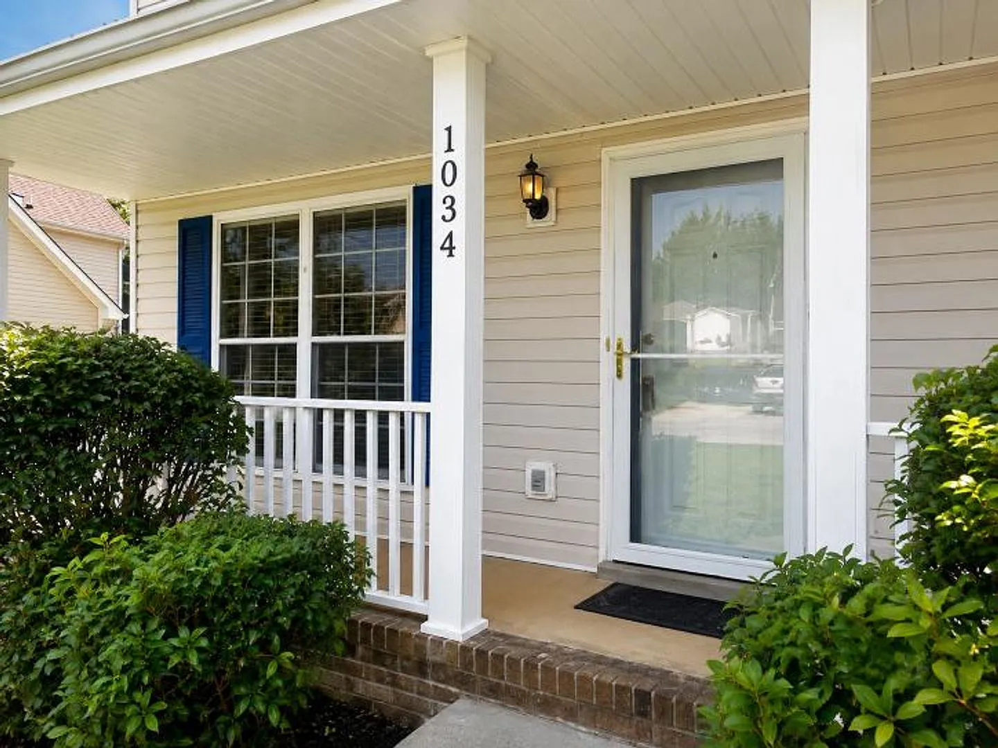 Coming Soon! 3 Bedrooms 2.5 Bath Home — Photo 2