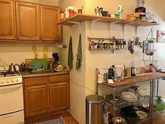 Rented by Friedman Roth Realty | media 17