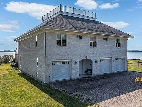 2nd image of 21 Westview Ln