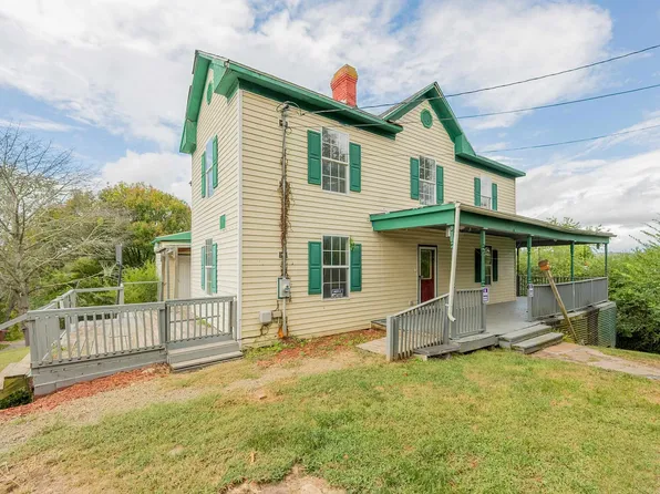 128 Lexington Ave, Pulaski, VA 24301