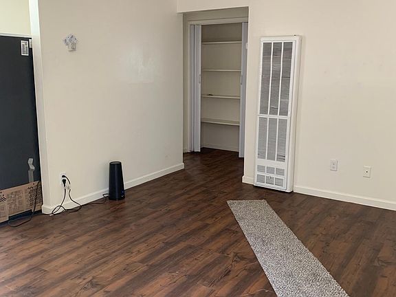 4th image of 3317 W St APT 7