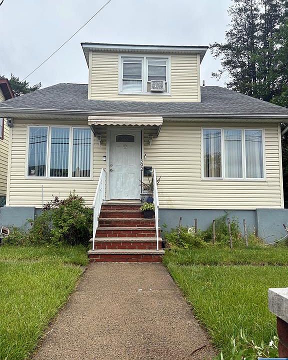 1st image of 394 E 25th St