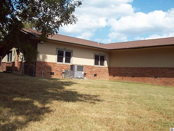 2nd image of 550 Pioneer Ln