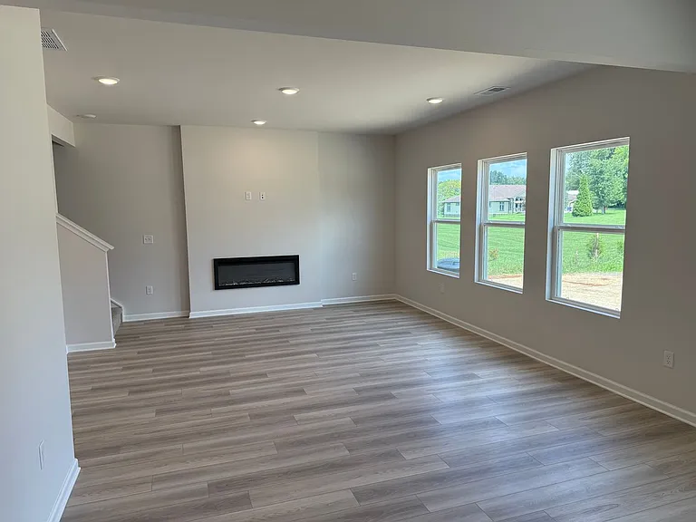 618 Standard Ave — Photo 7