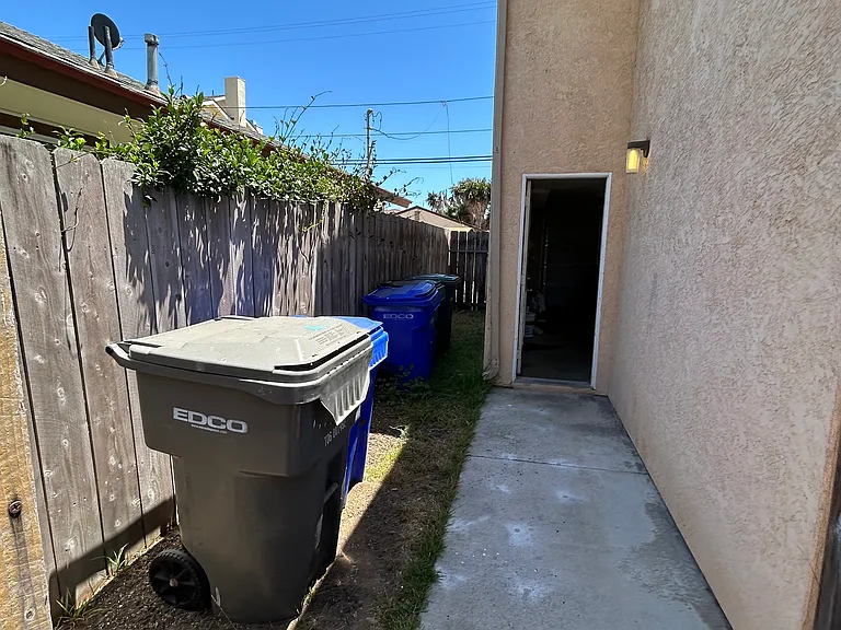 135 Elm Ave — Photo 8